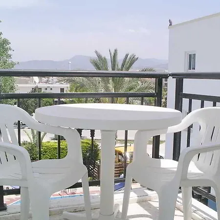 Renos Hotel de apartamente