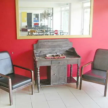 Renos Hotel de apartamente 2*