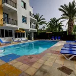 Renos Polis