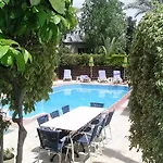 Renos Appart hôtel
