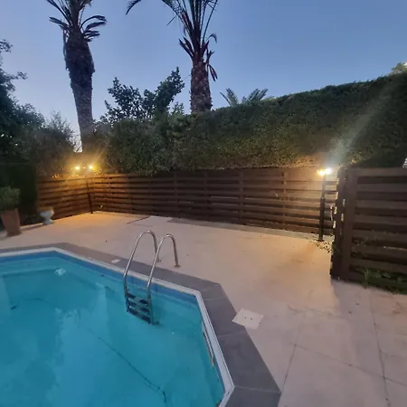 Renos Apart-hotel Polis