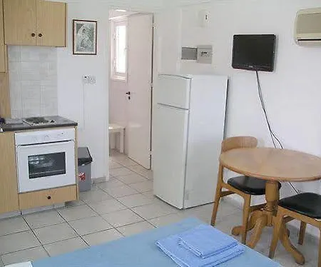 Renos 4* Polis